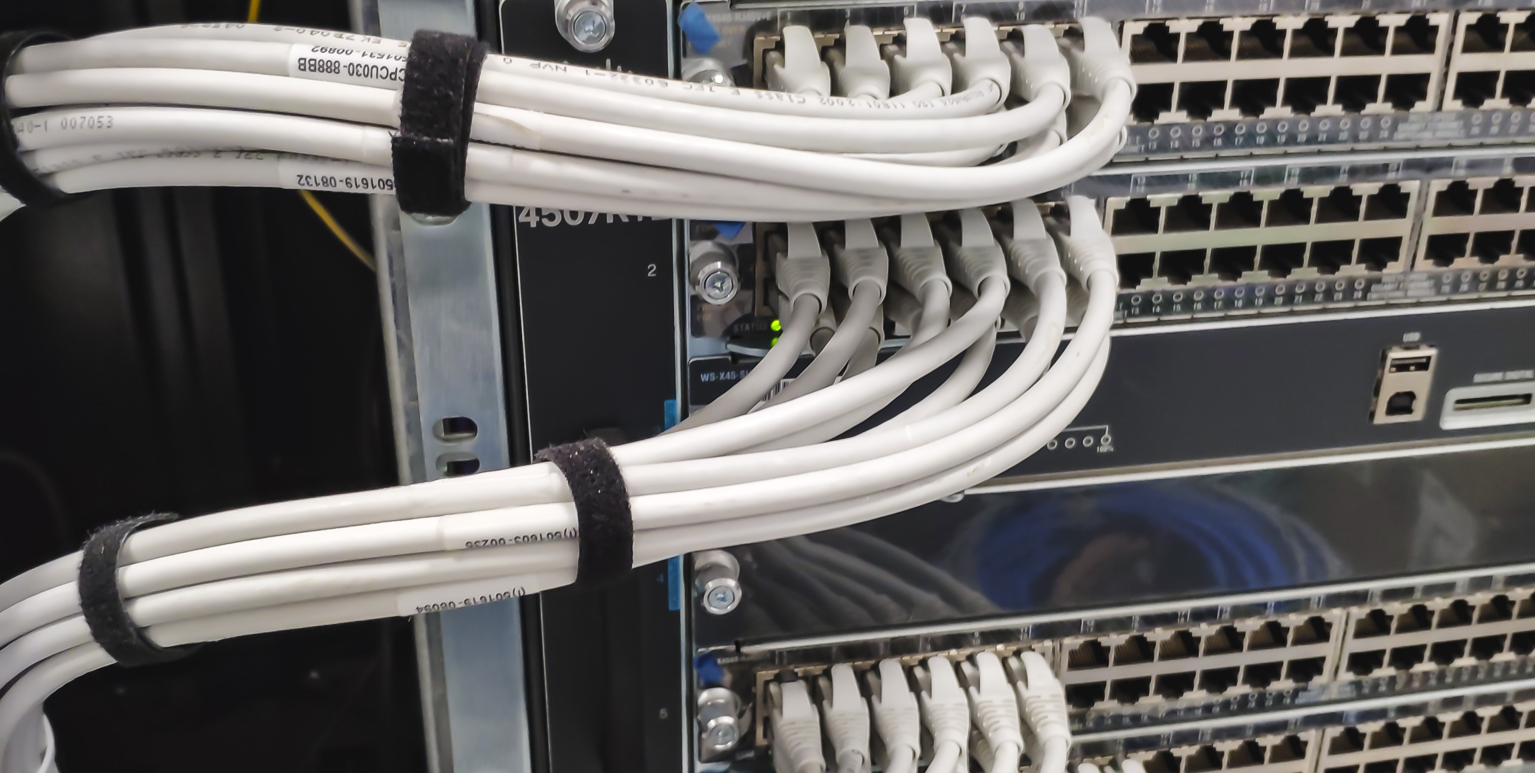 https://www.vecteezy.com/free-photos/network-switch