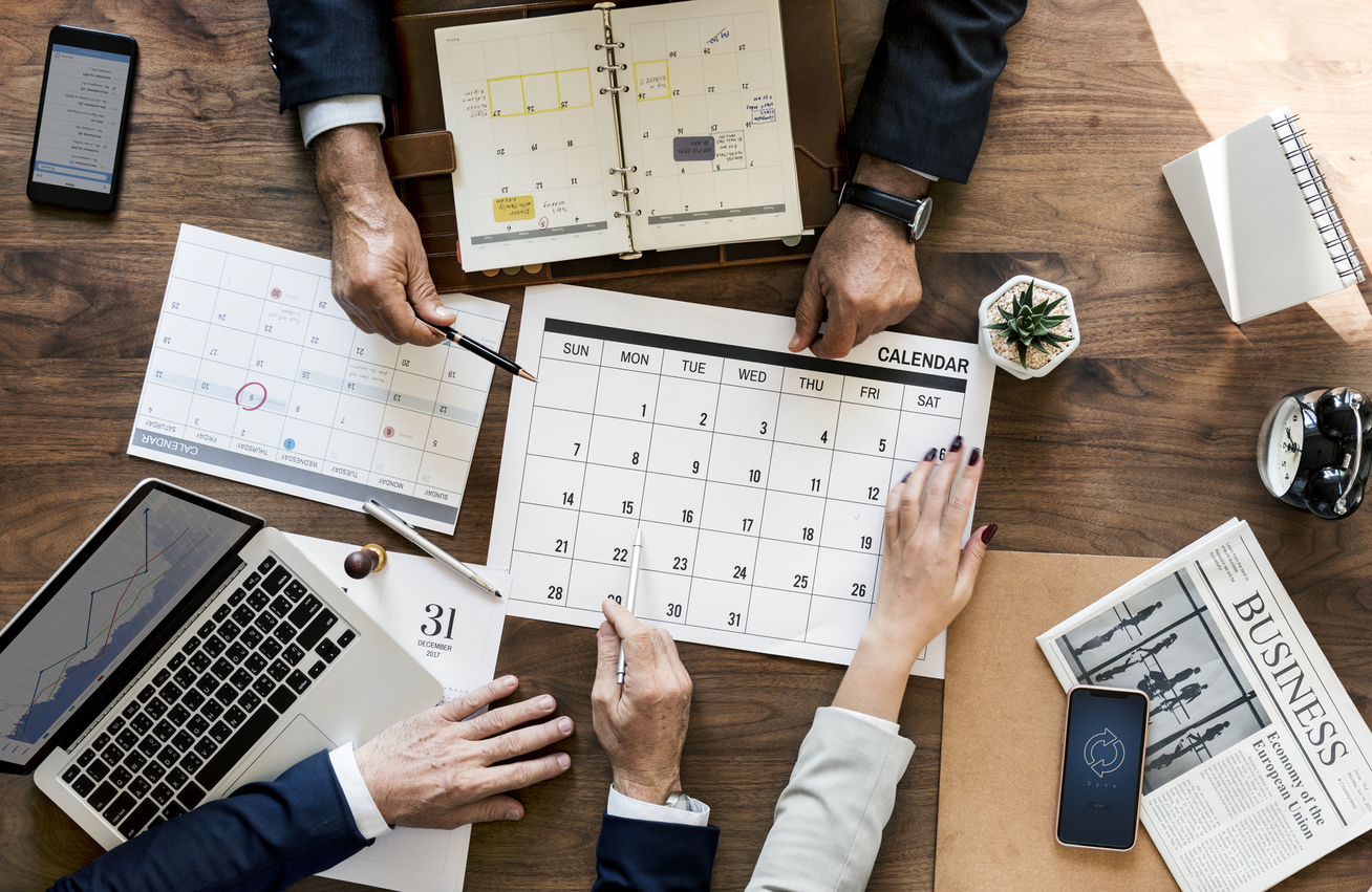 https://www.freepik.com/free-photo/group-business-people-having-meeting_2767792.htm#fromView=search&page=2&position=51&uuid=b405777f-8448-4ba6-8963-f9d4abfaccdb